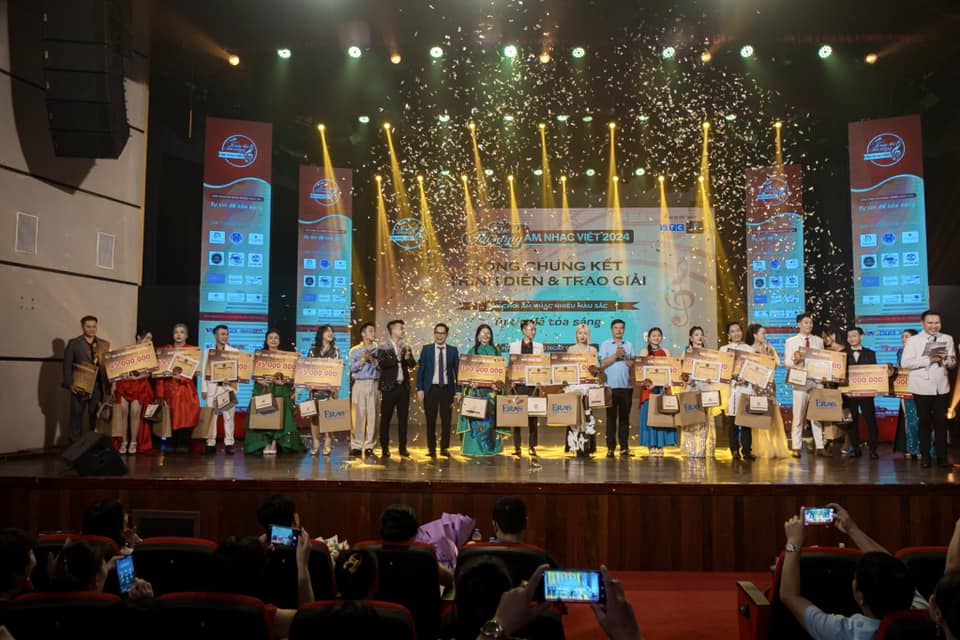 Đêm chung kết trình diễn và trao giải Cuộc thi Tài năng Âm nhạc Việt 2024